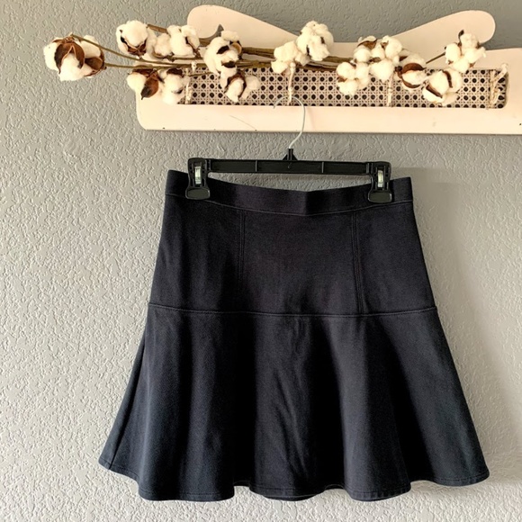 Madewell | Skirts | Madewell Black Fit 